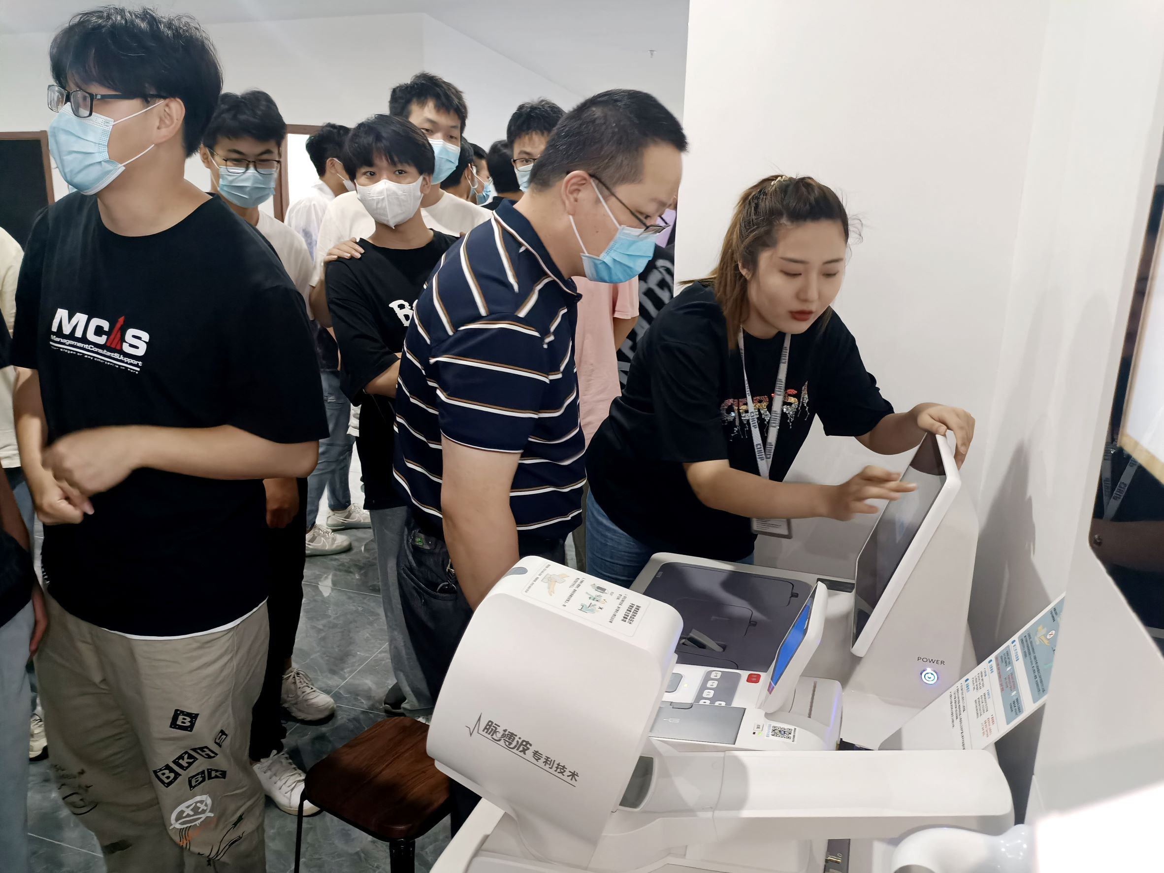 安理大人工智能学院授牌仪式在明升MS88举行