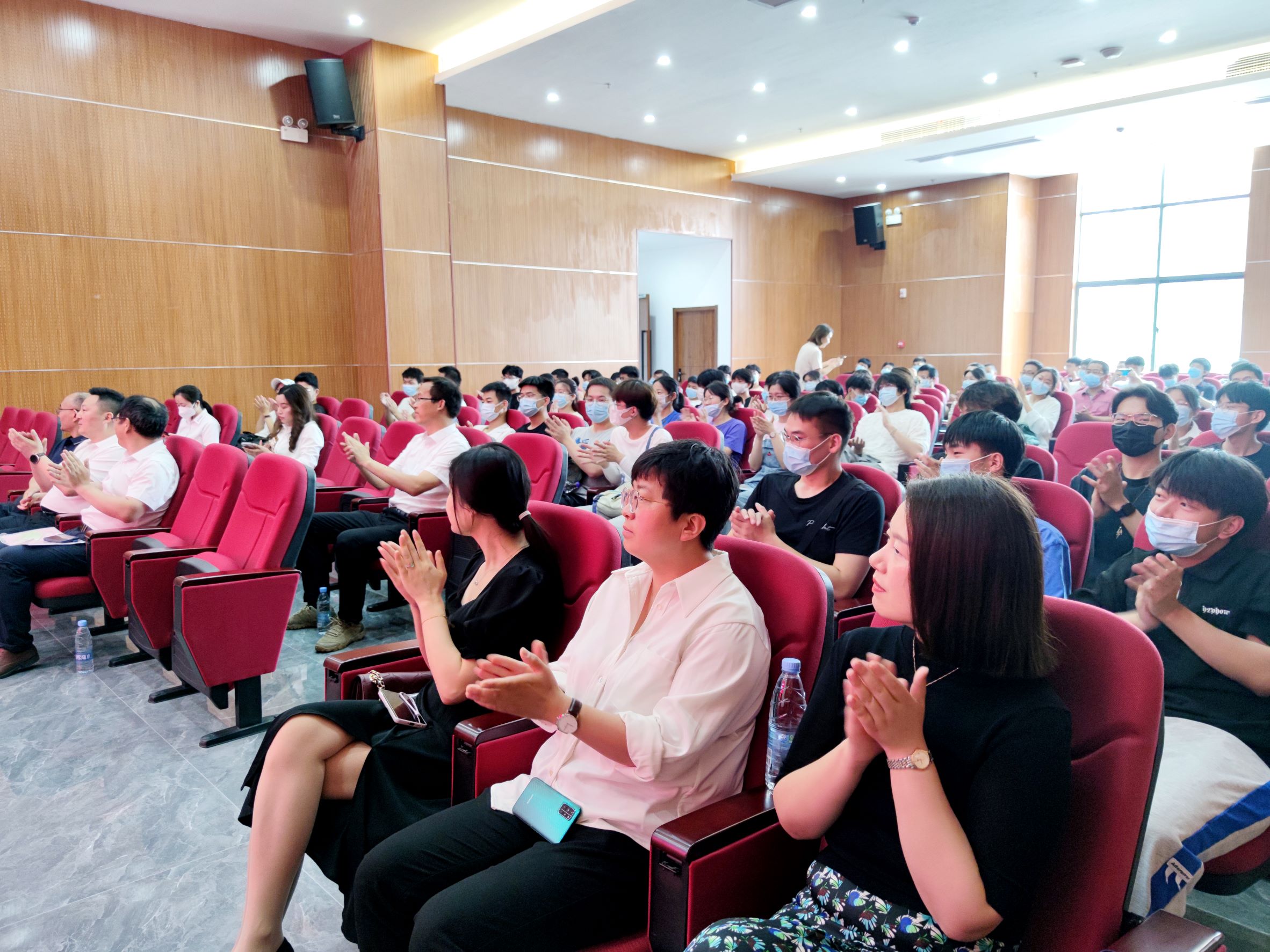 安理大人工智能学院授牌仪式在明升MS88举行